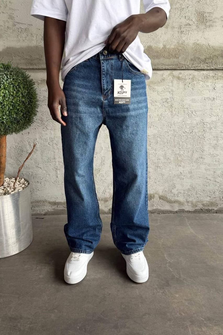 Relaxed Fit Baggy Jeans