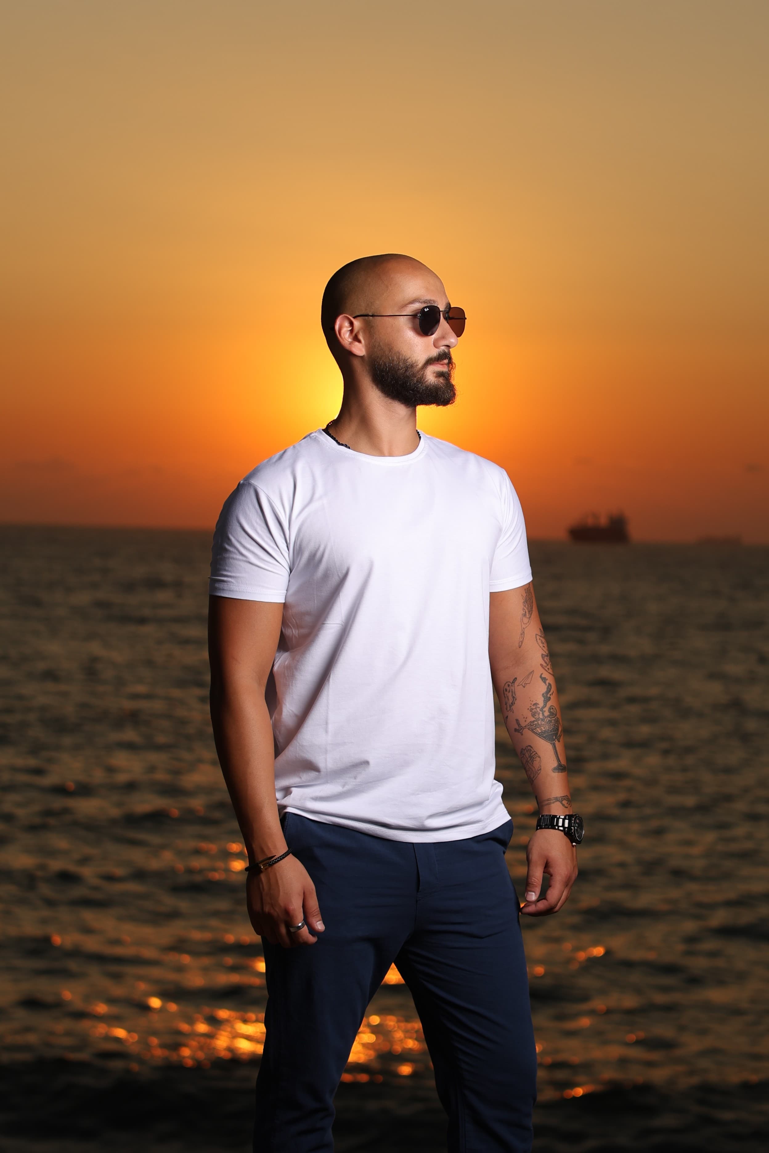 Clean White Essential T-Shirt - Clean white essential t-shirt with a modern slim fit and minimalist look. Designed with soft lightweight fabric for all-day comfort and effortless styling. The crisp white tone gives a fresh premium feel, perfect for casual outfits, summer nights, or layered streetwear looks. Simple, versatile, and timeless for everyday wear.